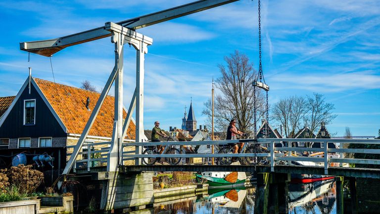 Elektrische fietsen huren in Volendam
