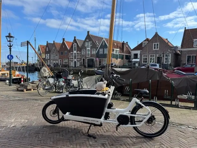 Bakfiets huren in Volendam – Image 2
