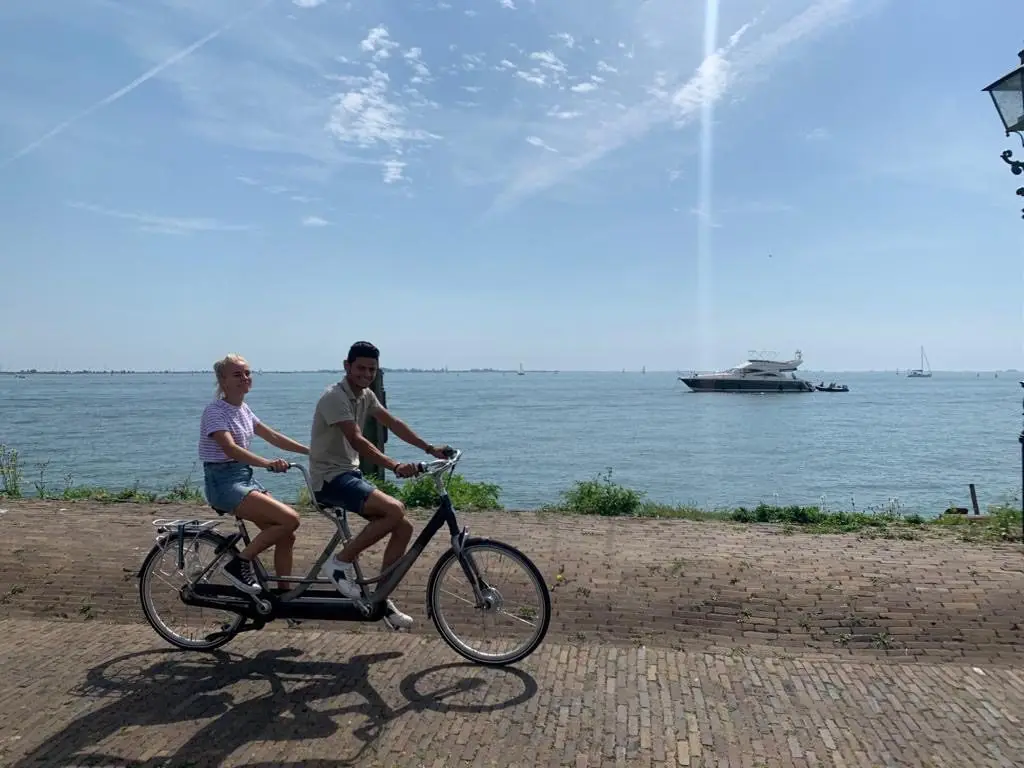 Tandem huren in Volendam - Afbeelding 11