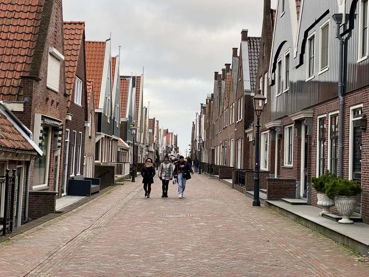 Foto in klederdracht arrangement - Afbeelding 2