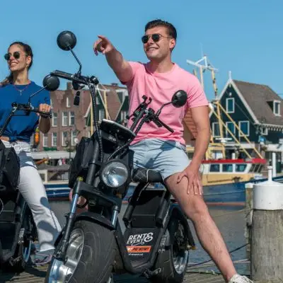 Electric scooter hire in Volendam - Number 1 getaway