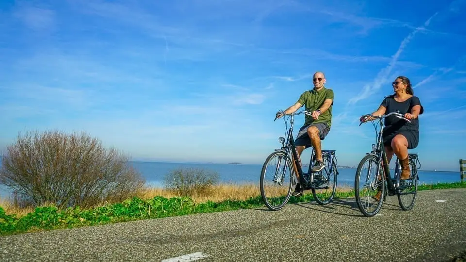 Elektrische fiets huren in Volendam - Afbeelding 7