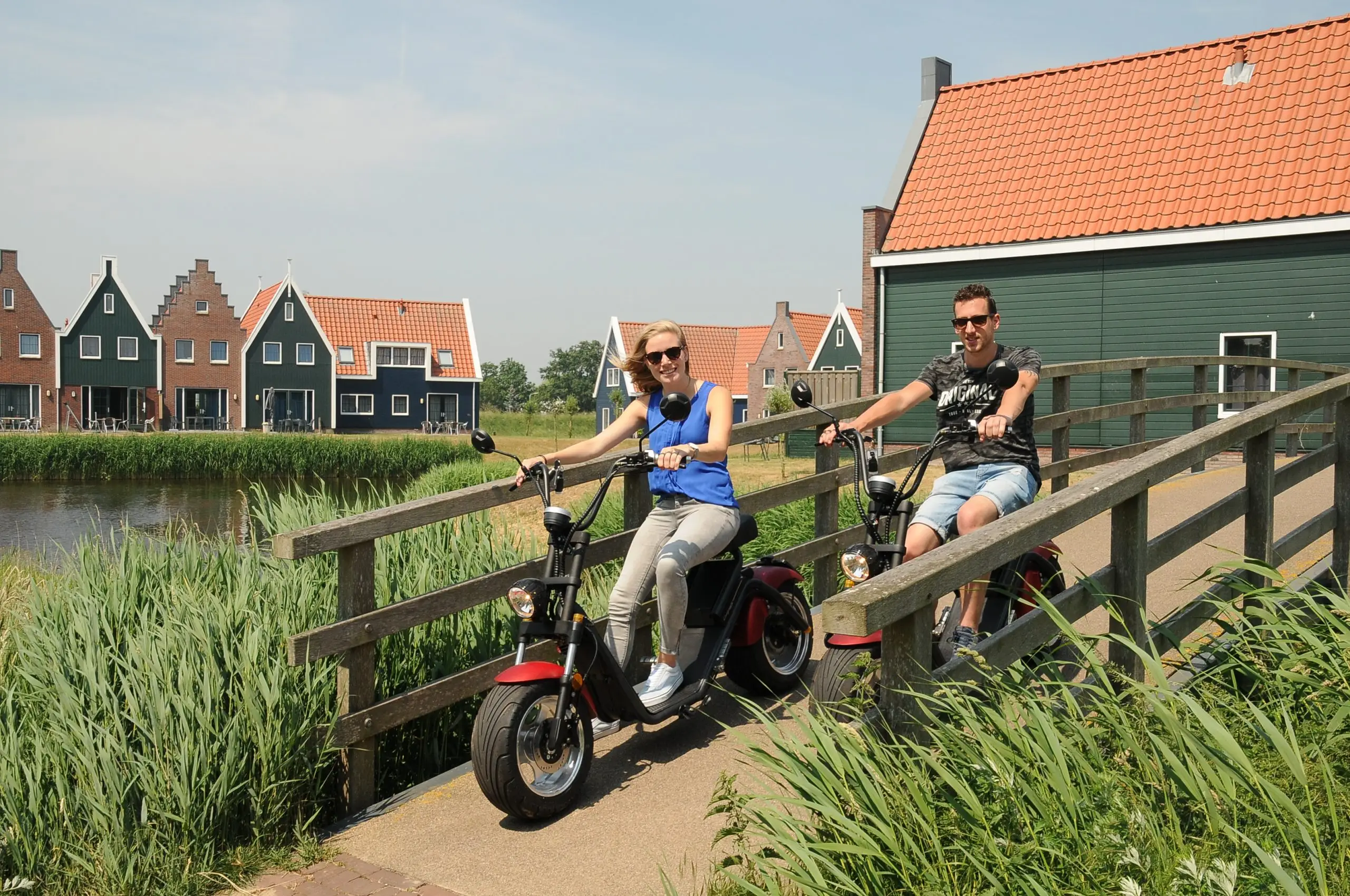Elektrische scooter huren vanaf je verblijfsaccommodatie